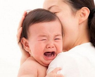 TRẺ EM SỐT CAO NÊN LÀM GÌ?